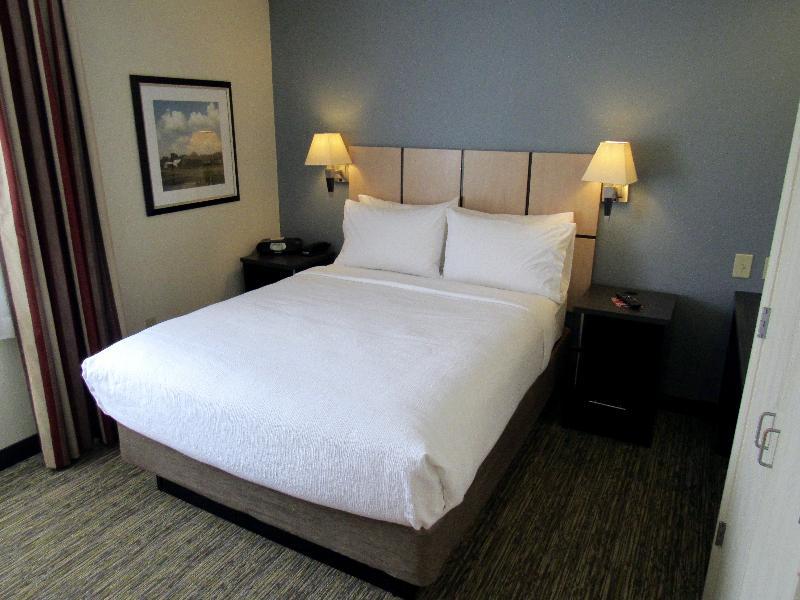 Sonesta Simply Suites Columbus Airport Gahanna Exterior photo